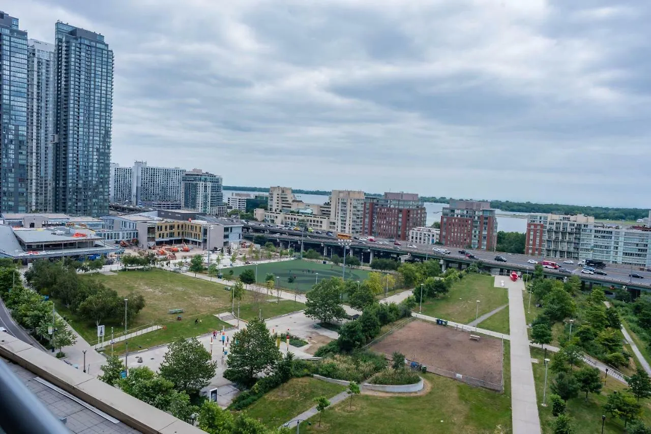 Apartment Luxury Downtown Toronto Condo - 2 Bedroom Canada