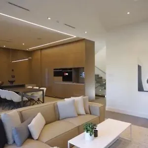 Homestay Luxury Modern New House In Canada