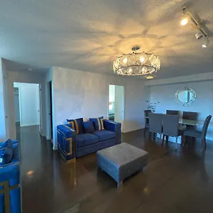  Apartment Downtown Luxurious Stylish 3 Bedroom 3 Bath 2 Balconies Near Rogers Centre Lakeview
